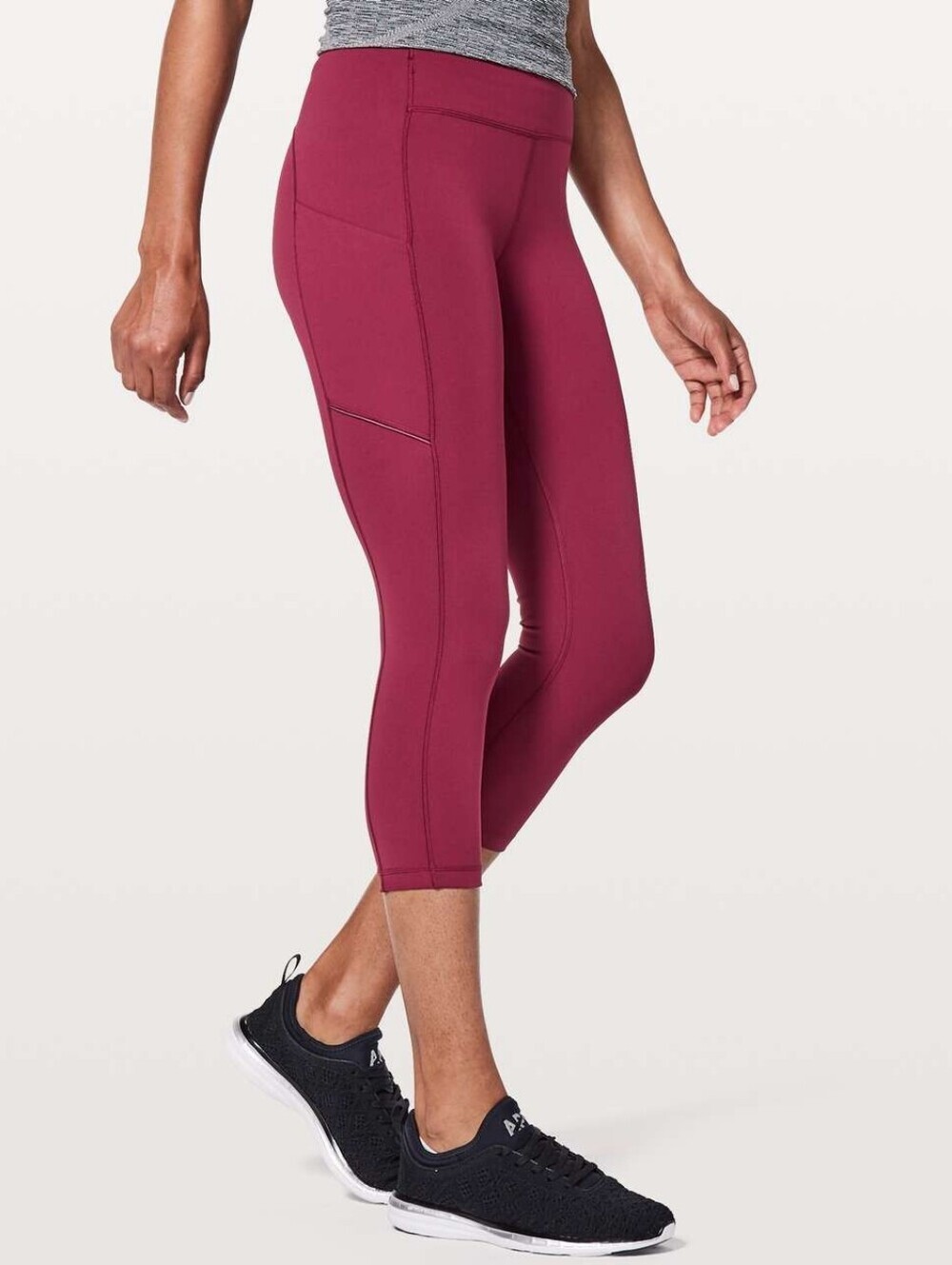 Lululemon Speed Up Crop 21" Ruby Wine Size 8